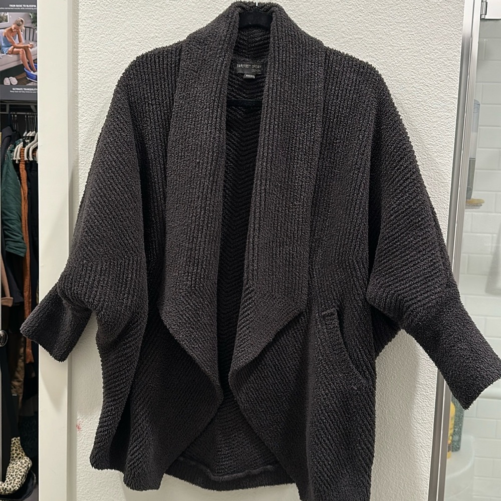 Barefoot Dreams cozy cocoon jacket. XS/S dark grey